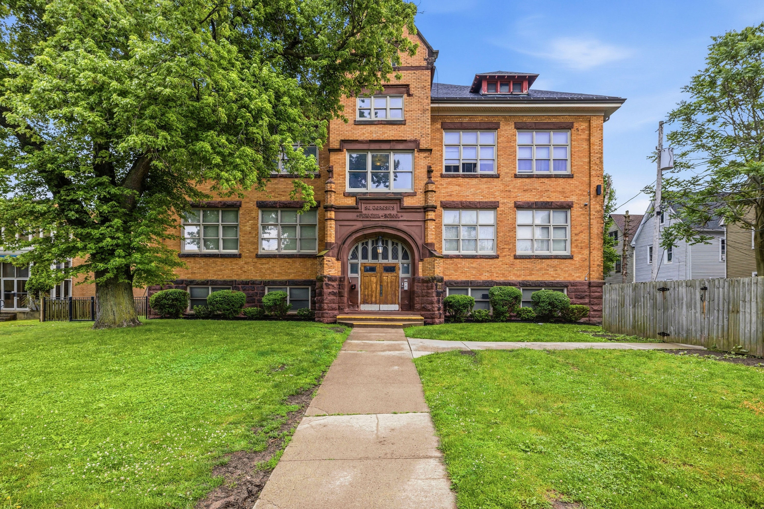 17 Mineral Springs Road